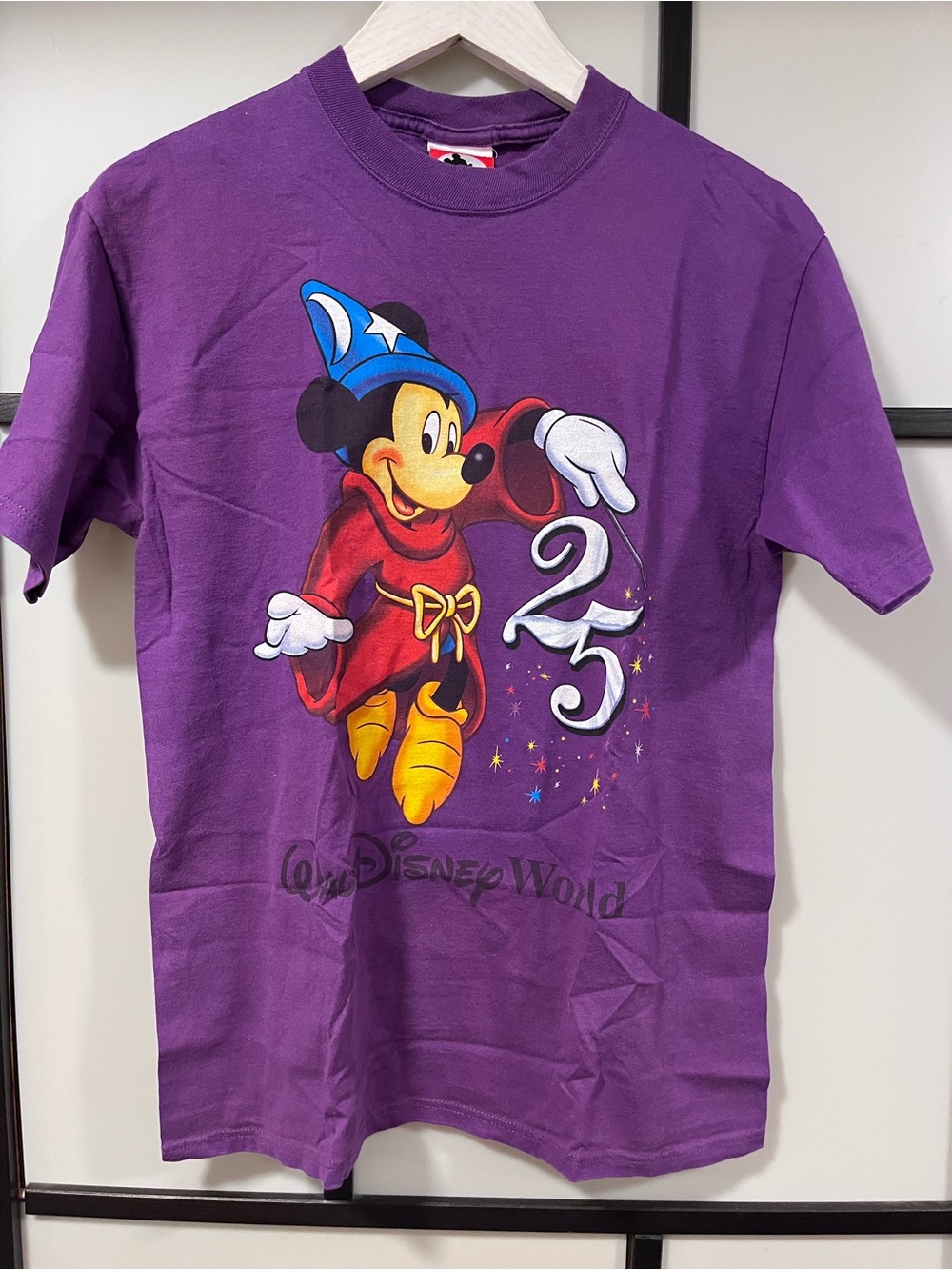 Vintage 90s Walt Disney World 25th Anniversary Sorcerer Mickey T-Shirt M Purple